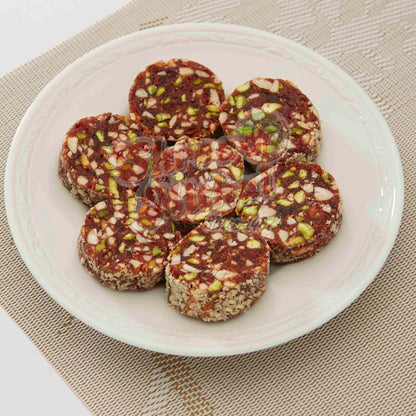https://cdn.shopify.com/s/files/1/1857/6931/files/cranberry-dry-fruit-roll-264796.jpg?v=1762169441