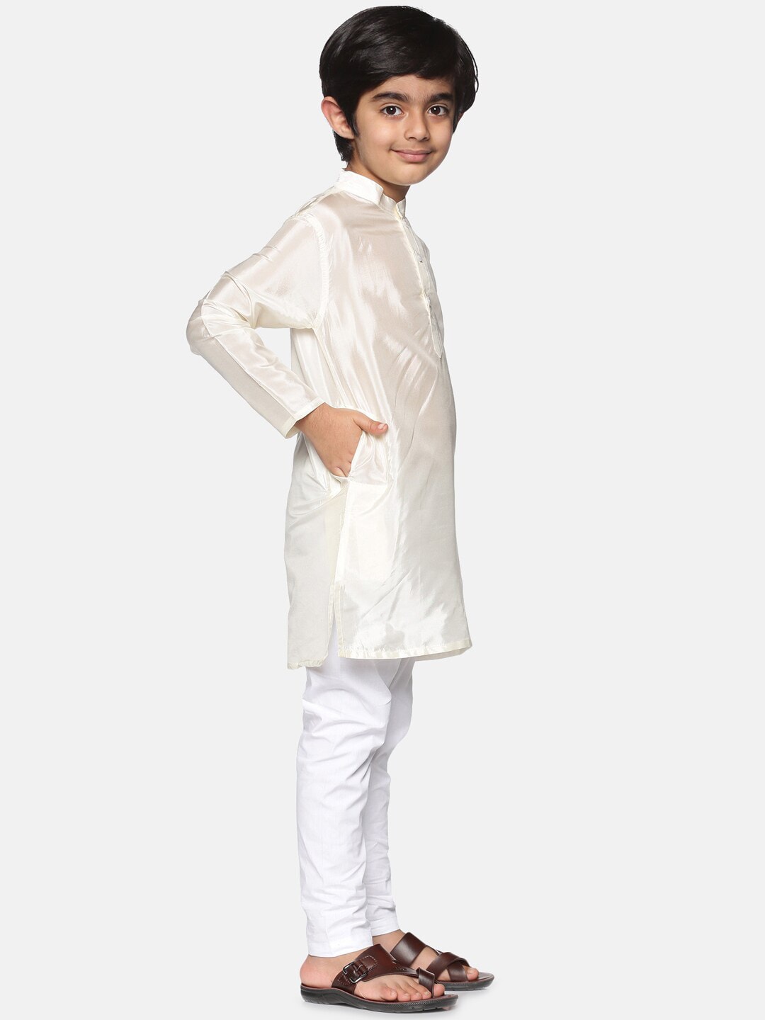 https://cdn.shopify.com/s/files/1/1857/6931/products/d012b8fe-74f8-4246-8ea4-c279c7285b041639987140520SethukrishnaBoysCream-ColouredKurtawithPyjamas4.jpg?v=1661581913