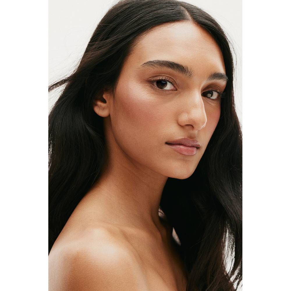 Image 4 of H&M Glow Pro Highlighter (3.5g)