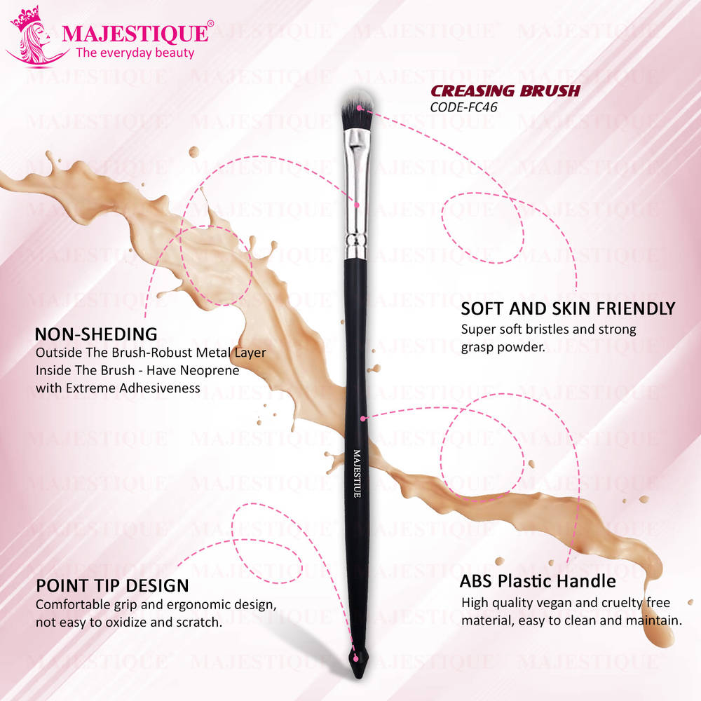 Image 3 of Majestique Professional Makeup Creasing Makeup Brush