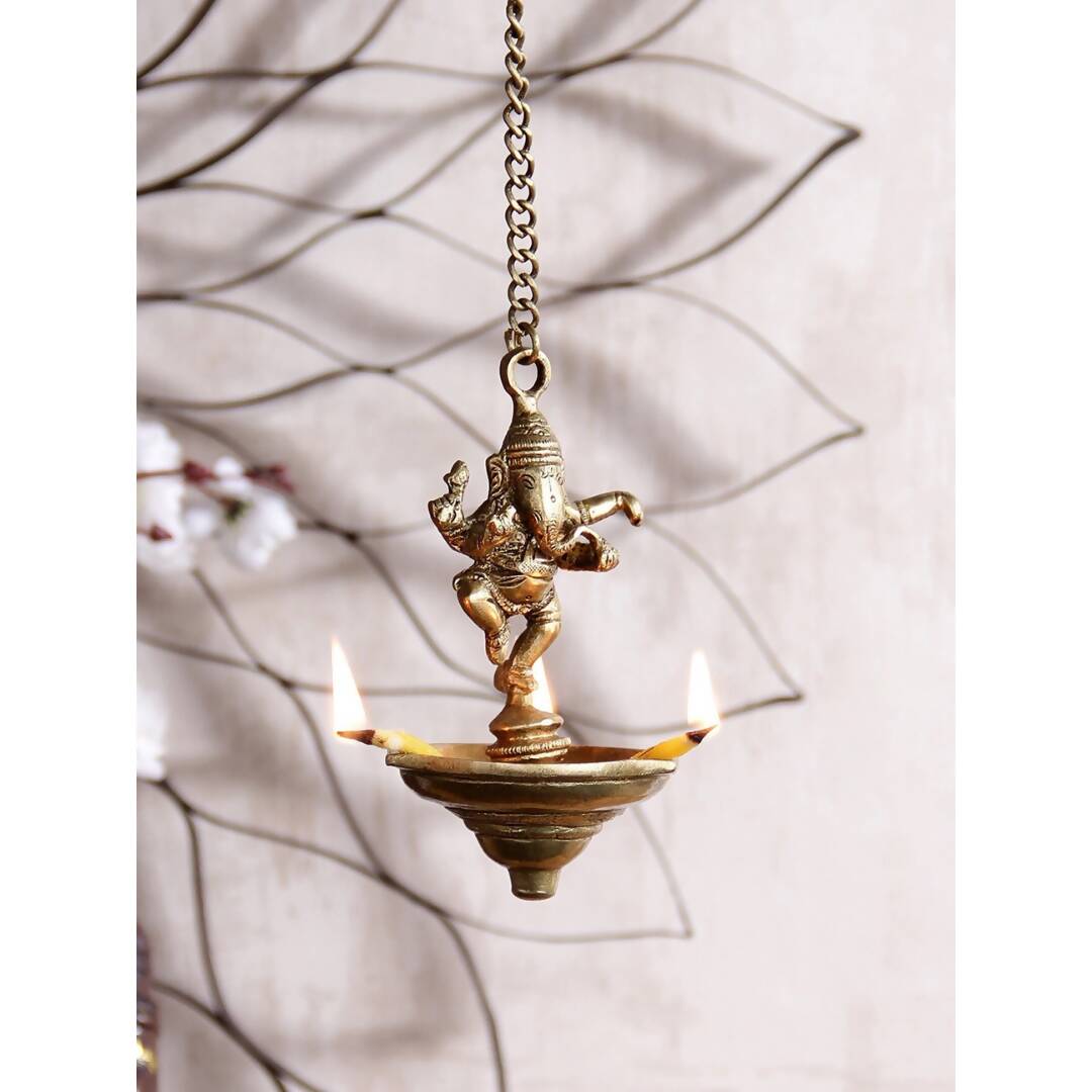 https://cdn.shopify.com/s/files/1/1857/6931/products/dQUfE0Yg9l.jpg?v=1706362216