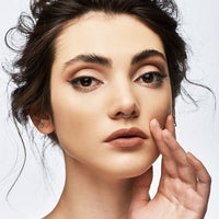 https://cdn.shopify.com/s/files/1/1857/6931/files/da34130MAKEU00001036_3.jpg?v=1769590844