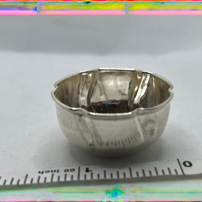 Image 2 of Dista Silvers Small Bowl 6g