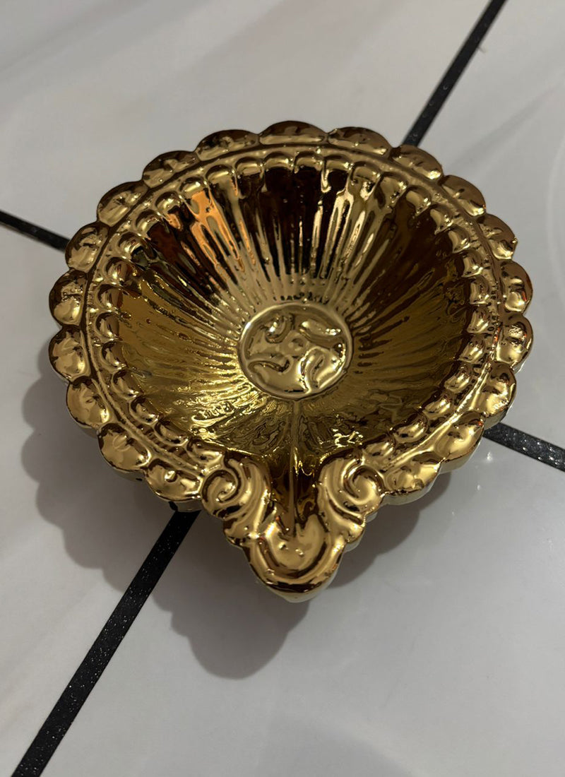 https://cdn.shopify.com/s/files/1/1857/6931/files/diya-3-1.jpg?v=1771500904