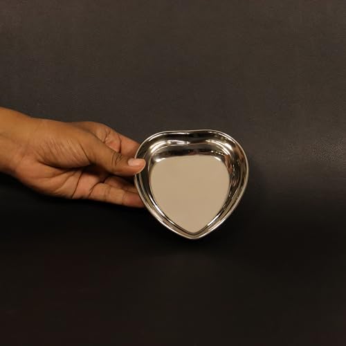 Image 3 of Spillbox Stainless Steel Halwa Plates Quarter Plates Snack Plate Nasta Plate Dessert Plate Set Side Dish Mirror Finish BPA Free Weight 50gm Heart Plate 4
