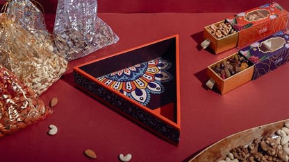 Image 4 of LILA DRY FRUITS Diwali Gift Hamper with Cashews, Almonds, Pista