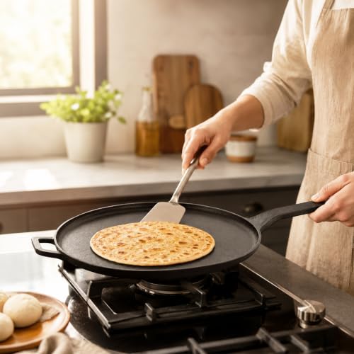Image 3 of 28cm Cast Iron Tawa with Long Handle for the product HomeEssentials Cast Iron Tawa