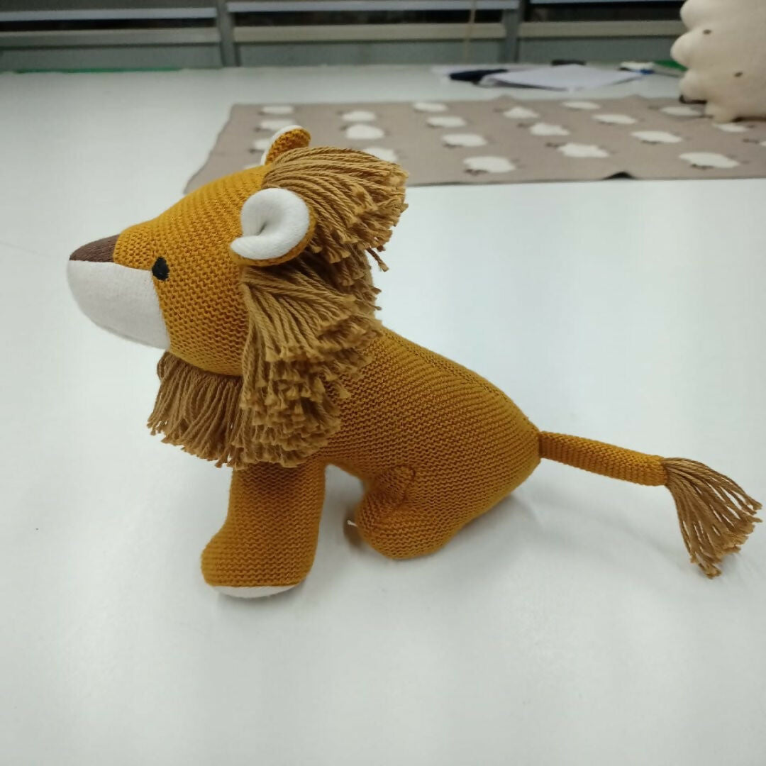 Image 2 of Nesta Toys Lion Plush Toy For Kids – Snuggly Knitted Cotton Soft Toy