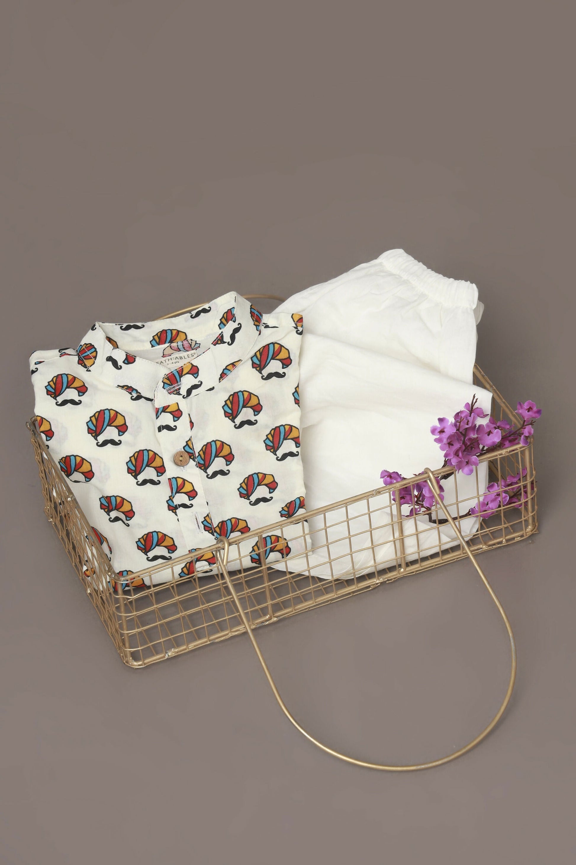 https://cdn.shopify.com/s/files/1/1857/6931/files/f3wk5XGT3a.jpg?v=1779538385