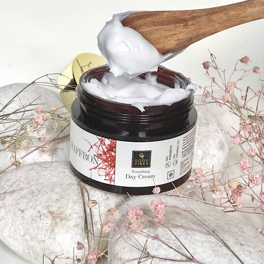 https://cdn.shopify.com/s/files/1/1857/6931/products/good-vibes-nourishing-day-cream-saffron-50-g_7_display_1622180287_6319ee97.jpg?v=1646377733