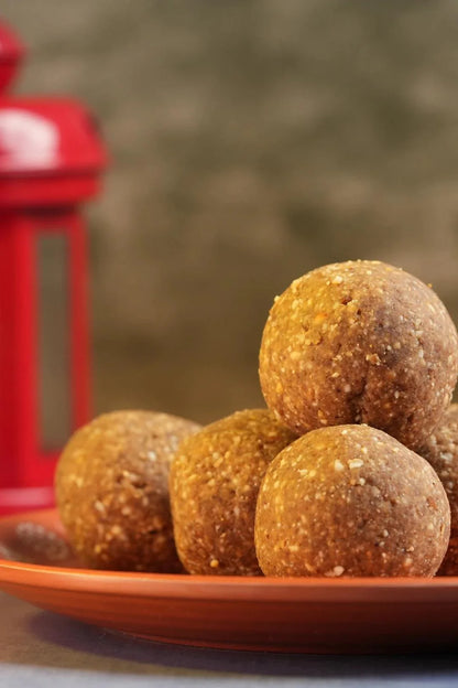 https://cdn.shopify.com/s/files/1/1857/6931/files/groundnut-ladoo.webp?v=1768912846