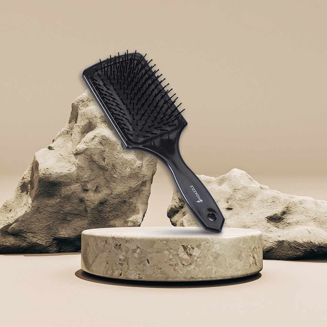 https://cdn.shopify.com/s/files/1/1857/6931/files/hair-brush-creative-01.jpg?v=1771398831