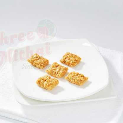https://cdn.shopify.com/s/files/1/1857/6931/files/honey-chew-cookies-506077.jpg?v=1762169487