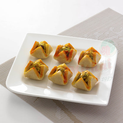 https://cdn.shopify.com/s/files/1/1857/6931/files/kaju-wrap-573163.jpg?v=1762168538