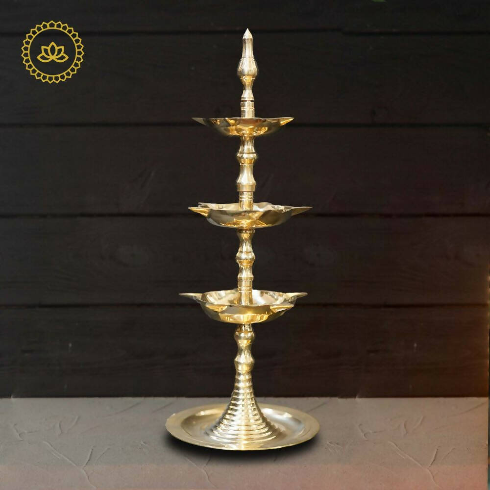 https://cdn.shopify.com/s/files/1/1857/6931/products/lWAmTe7WeL.jpg?v=1703136545