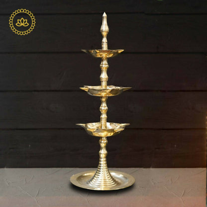 https://cdn.shopify.com/s/files/1/1857/6931/products/lWAmTe7WeL.jpg?v=1703136545