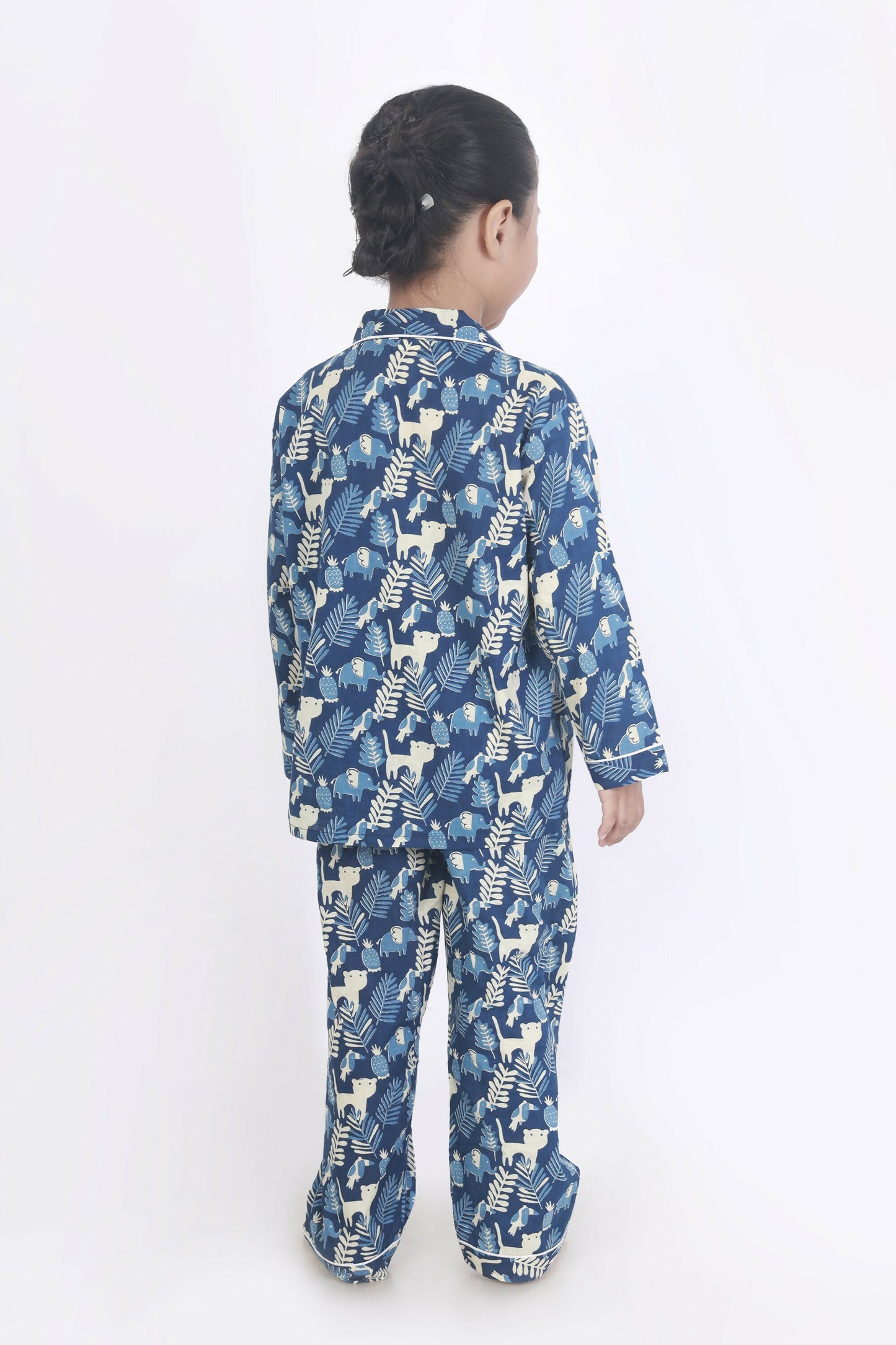 https://cdn.shopify.com/s/files/1/1857/6931/files/lYaPkZxXeD.jpg?v=1779532206