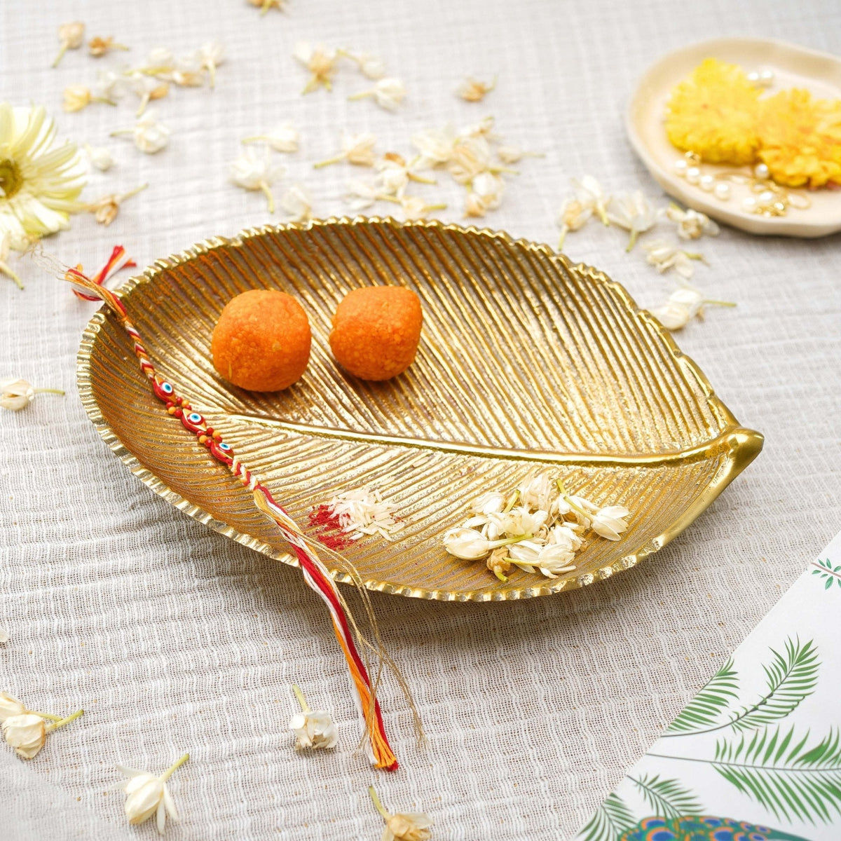 Image 5 of Behoma Leaf Platter – Small