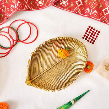 Image 4 of Behoma Leaf Platter – Small