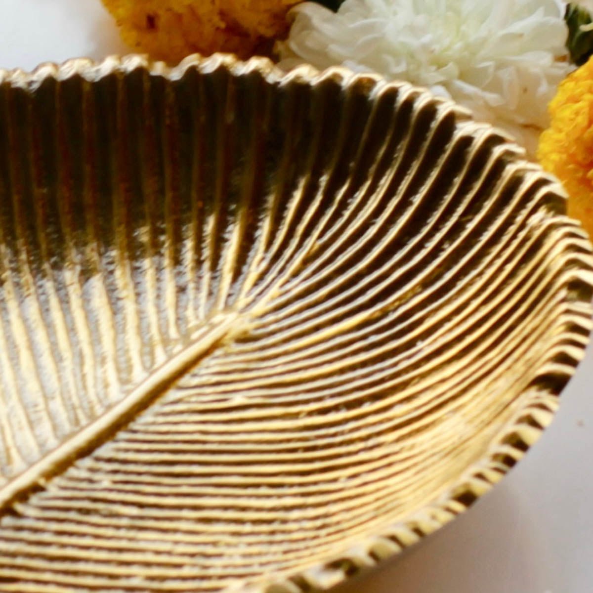 Image 7 of Behoma Leaf Platter – Small