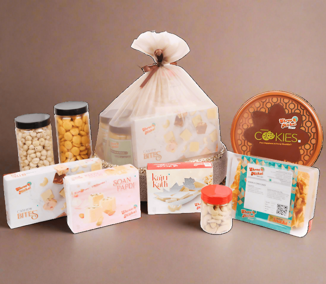 https://cdn.shopify.com/s/files/1/1857/6931/files/lotus-hamper-6030413.png?v=1762168684