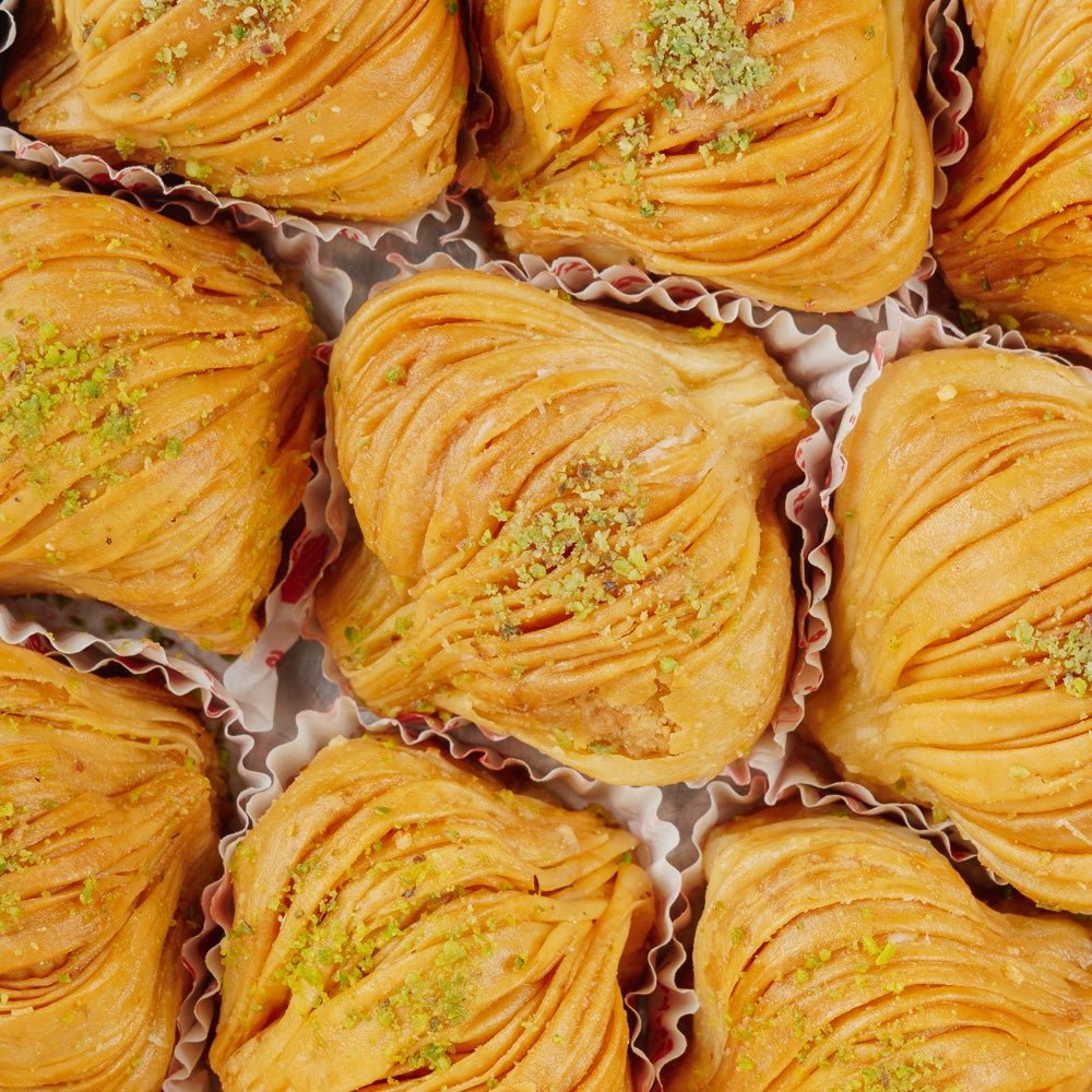 https://cdn.shopify.com/s/files/1/1857/6931/files/medye-baklava-1429253.jpg?v=1762168908