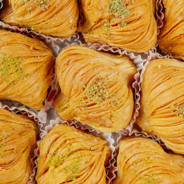 https://cdn.shopify.com/s/files/1/1857/6931/files/medye-baklava-1429253.jpg?v=1762168908