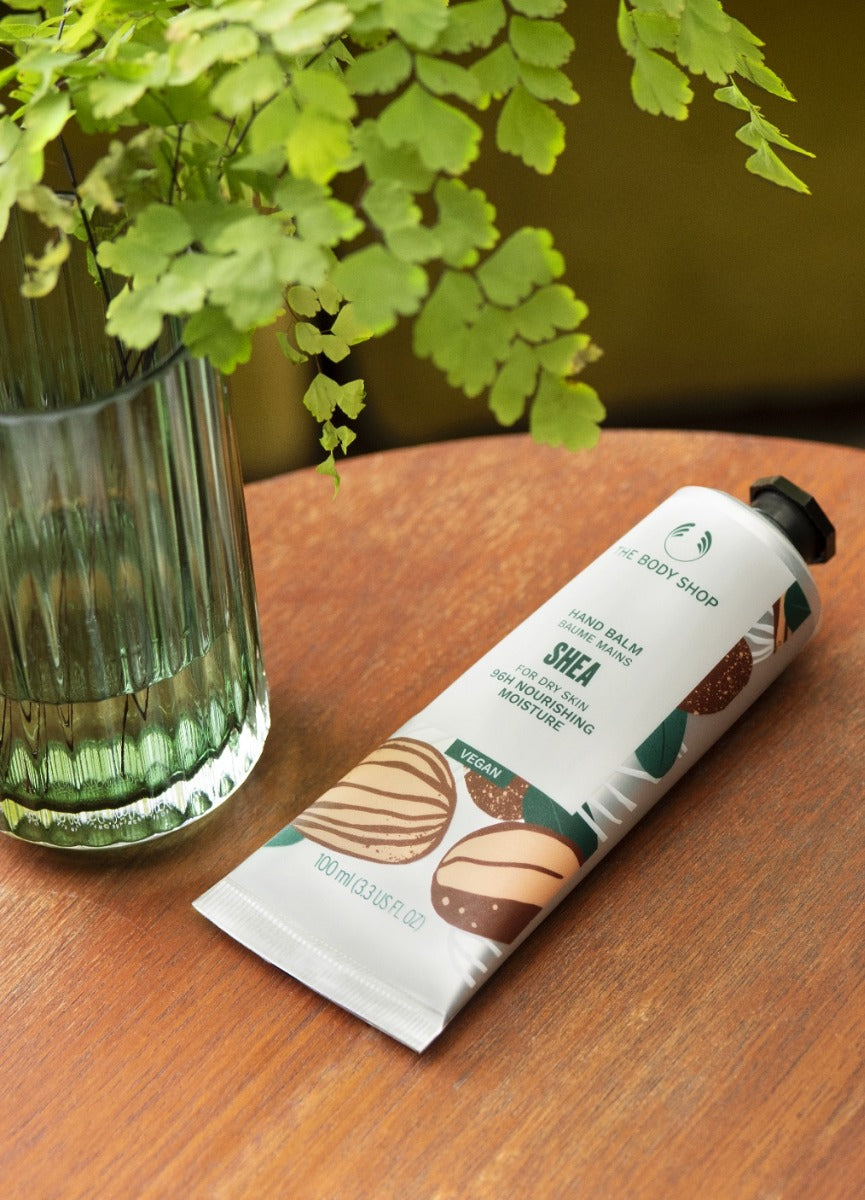 https://cdn.shopify.com/s/files/1/1857/6931/files/shea_hand_balm_100ml.jpg?v=1736254695