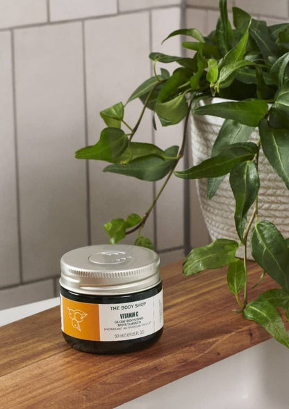 https://cdn.shopify.com/s/files/1/1857/6931/files/vitamin_c_skin_booting_moisturiser_3_1.jpg?v=1714464310