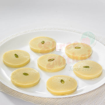 https://cdn.shopify.com/s/files/1/1857/6931/files/white-peda-822306.jpg?v=1762168941