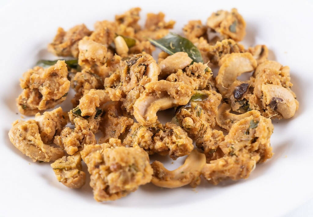 Image 1 of Godavari Vantillu Jeedipappu Pakodi / Cashew Pakoda / Kaju Pakodi