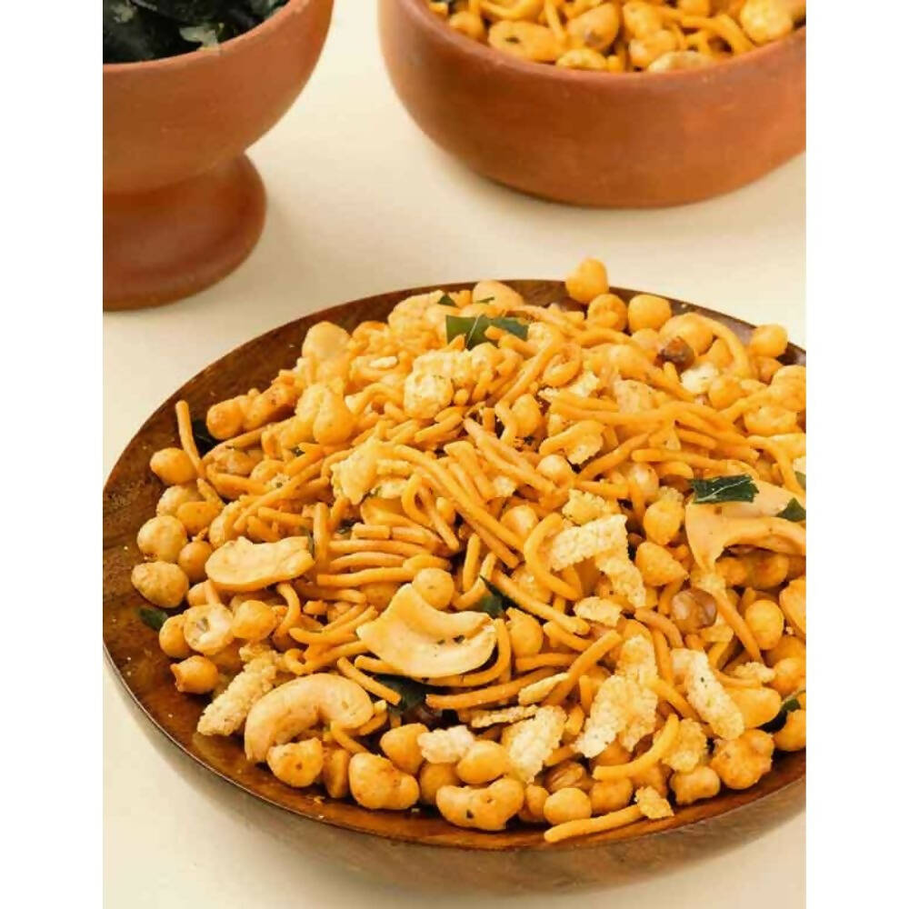 Image 1 of 300 gm / Pack of 1 for the product Indian Snacks Pulla Reddy Kaju Mixture | Cashew Mixture Pulla Reddy Sweets Popular Snack