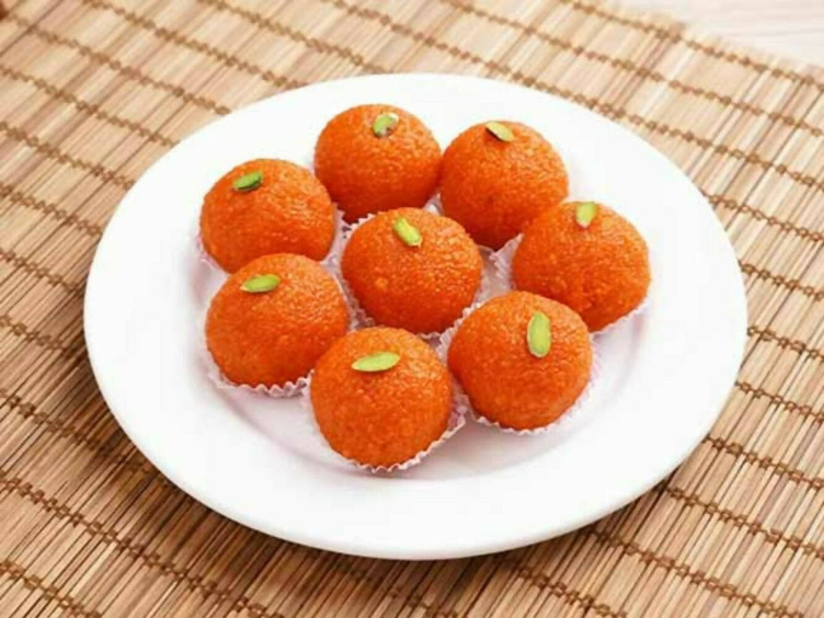 Image 1 of 500 gm / Pack of 1 for the product Agra Sweets Motichur Laddu