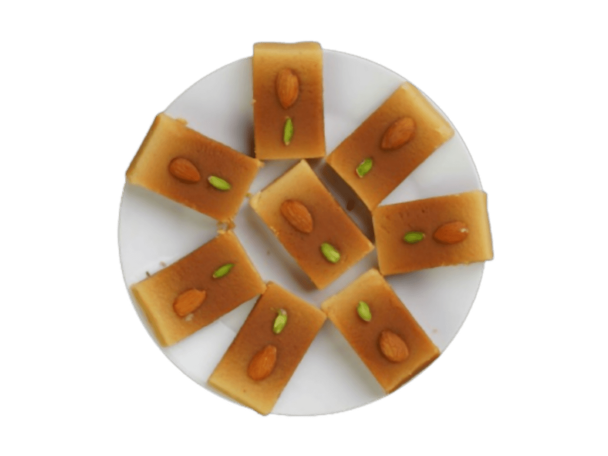 Image 1 of 500 gm / Pack of 1 for the product Agra Sweets Milk Mysore Pak